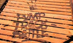 “Zdjęcia i filmy nie oddają całego klimatu Kamieniołomu” – wywiad z Baldy Pinkiem