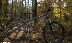 Test: Kona Explosif